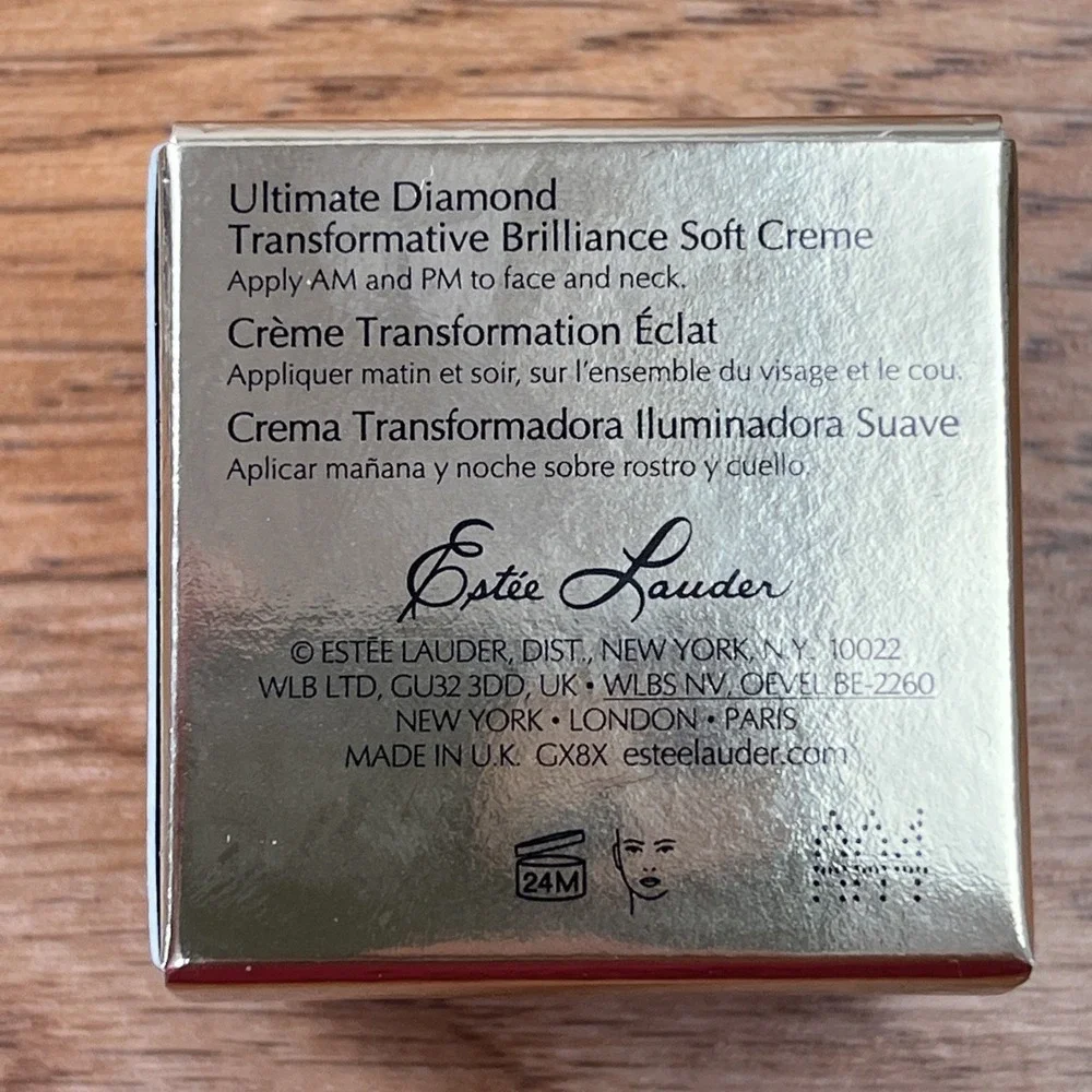 Estee Lauder Re-Nutriv Ultimate Diamond Transformative Brilliance Soft Creme 7ml - Picture 4 of 6